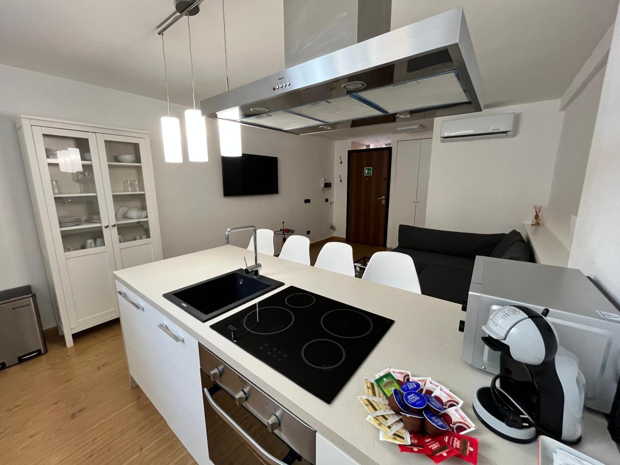 Life Is Roma Termini Apartment ภายนอก รูปภาพ